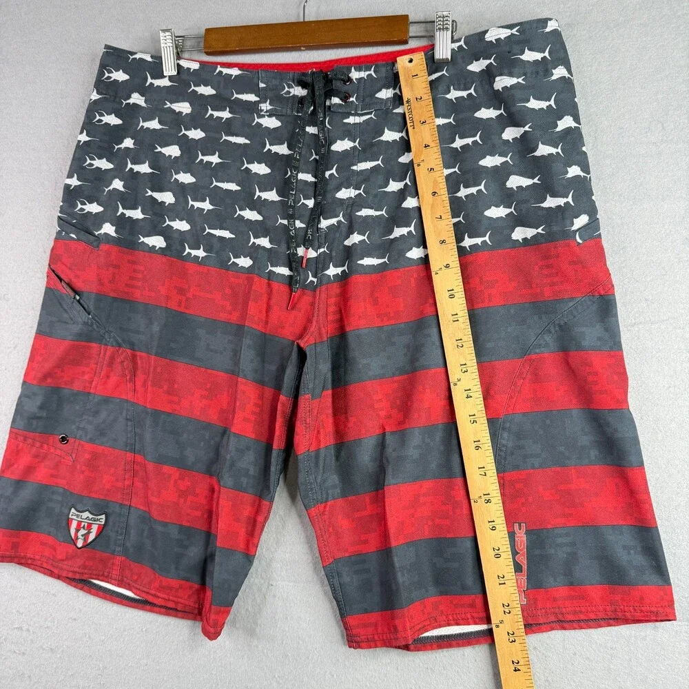 Pelagic Shorts Mens Size 40 Sharkskin Red White Blue America Cargo Swim Fish